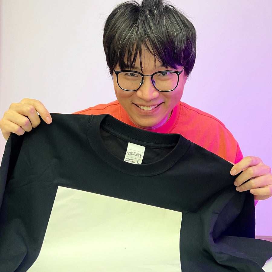 [GOLD] GlowCanvas Tee – Light-Activated Drawing T-Shirt