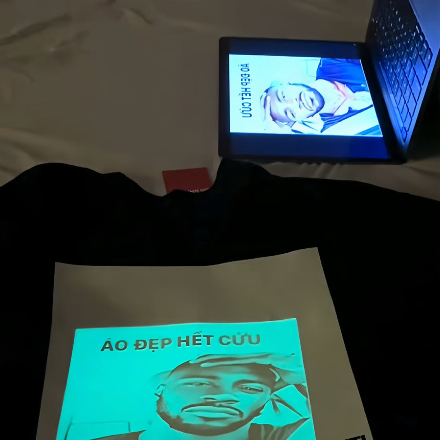 [GOLD] GlowCanvas Tee – Light-Activated Drawing T-Shirt